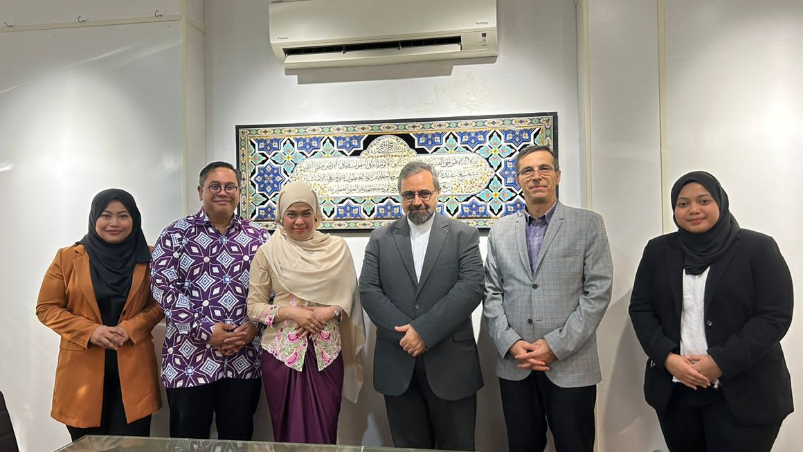 MINUTES MEETING AT IRAN CULTURAL CENTER, WITH PKB (CITY BOOK CORP.)